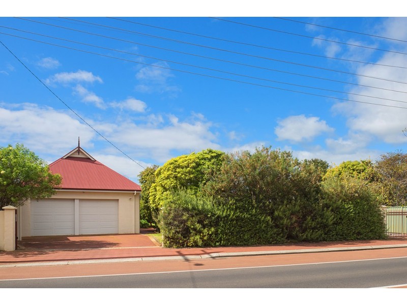 2 Adelaide Street, Busselton WA 6280