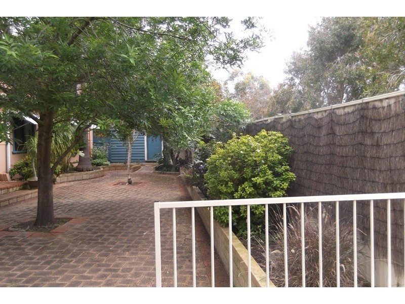 95 Causeway Road, Busselton WA 6280