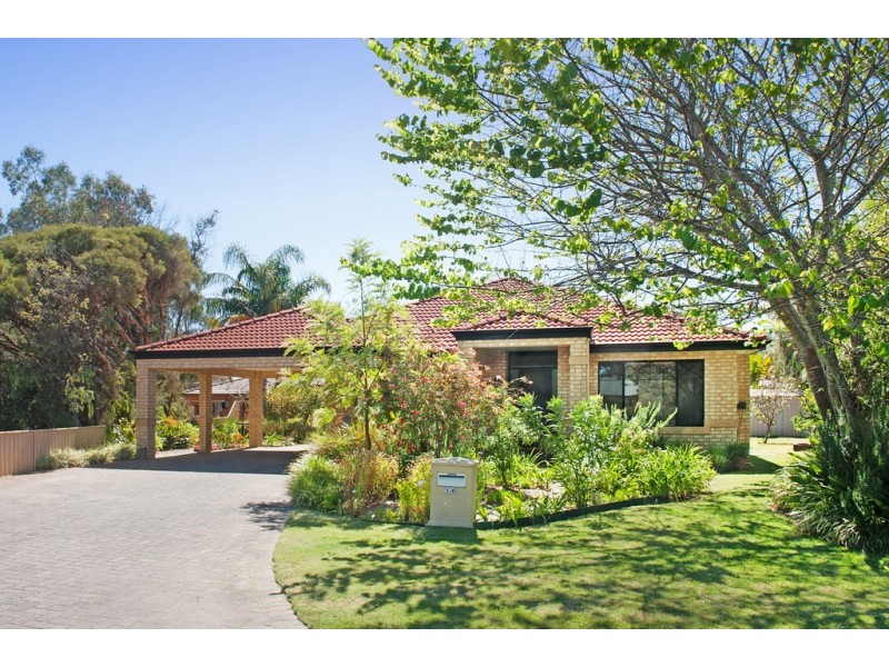 14 Karrinyup Retreat, West Busselton WA 6280