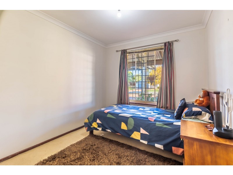 19 Brookland Loop, Dunsborough WA 6281