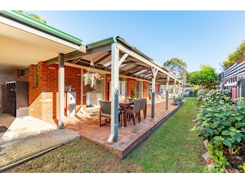 19 Brookland Loop, Dunsborough WA 6281