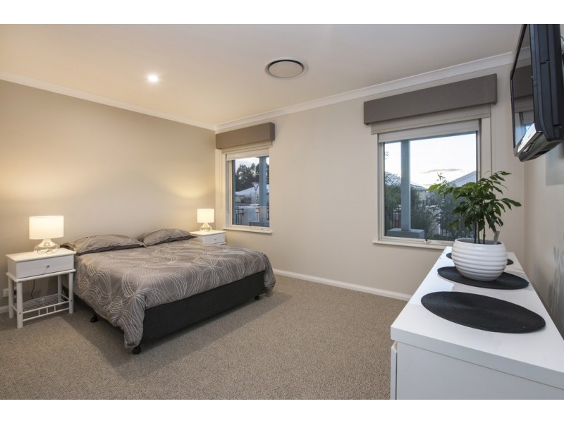 6 Homestead Promenade, West Busselton WA 6280