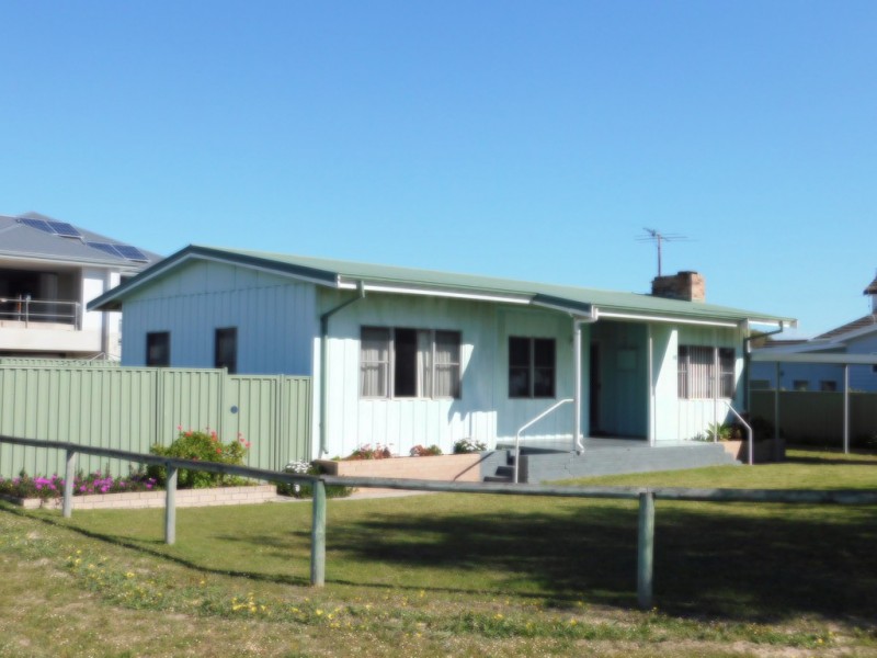 992 Geographe Bay Road, Geographe WA 6280