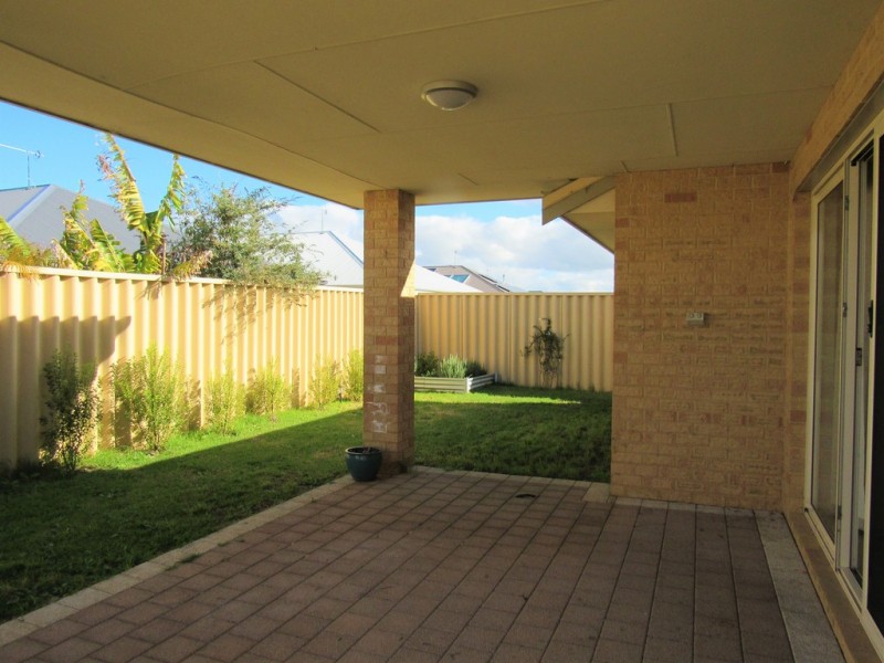 4 Turbie Road, Yalyalup WA 6280