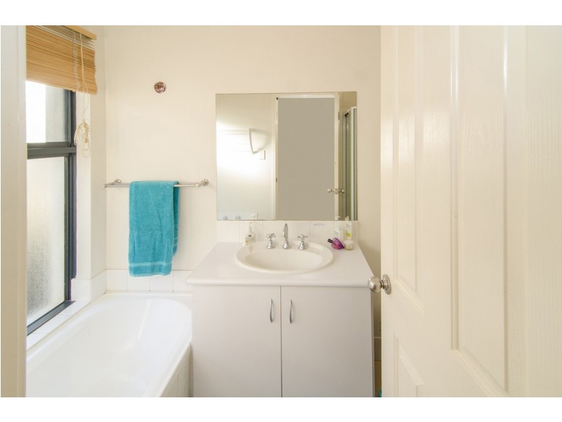 26 Wilson Avenue, Quindalup WA 6281