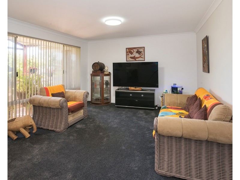 32 Parrot Way, Broadwater WA 6280