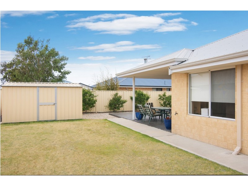 14 Tip Dray Terrace, West Busselton WA 6280
