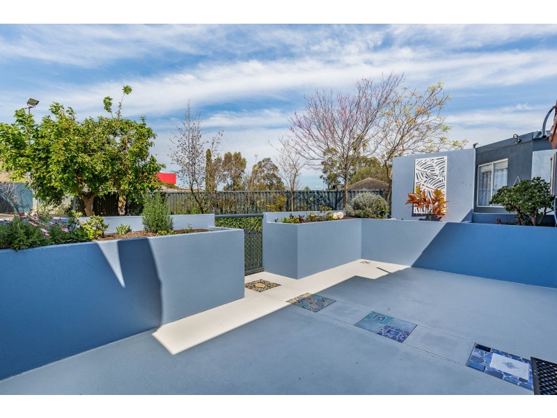 86 Causeway Road, Busselton WA 6280