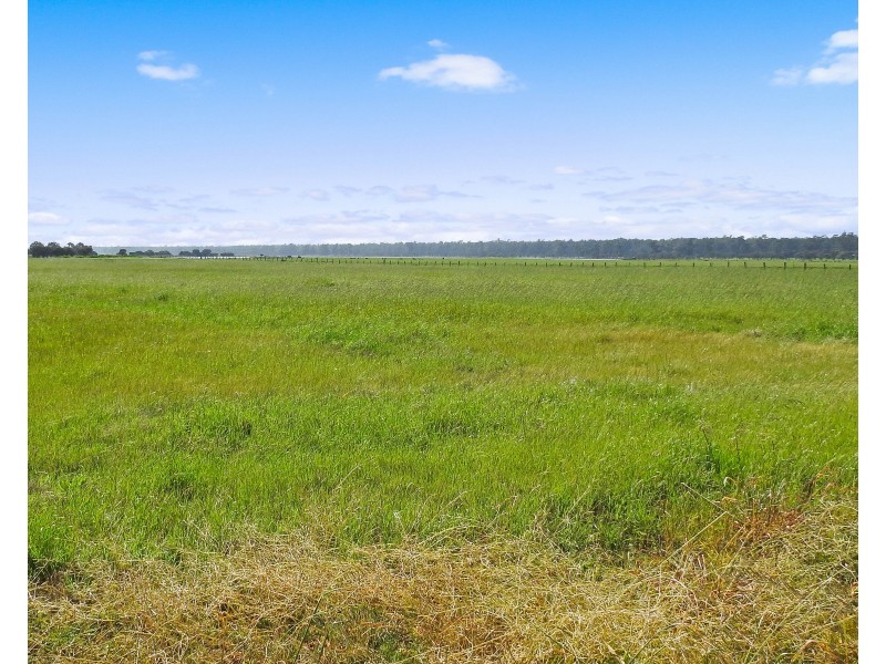 Lot 12-16 Forrest Beach Road & Lot 17 Layman Road, Wonnerup WA 6280