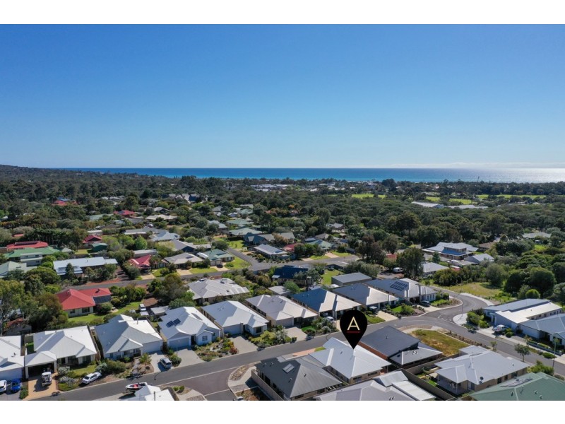 15 Ballard Loop, Dunsborough WA 6281