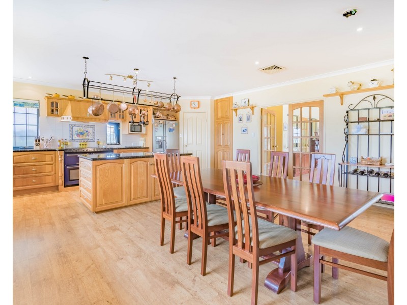 66 Layman Road, Wonnerup WA 6280