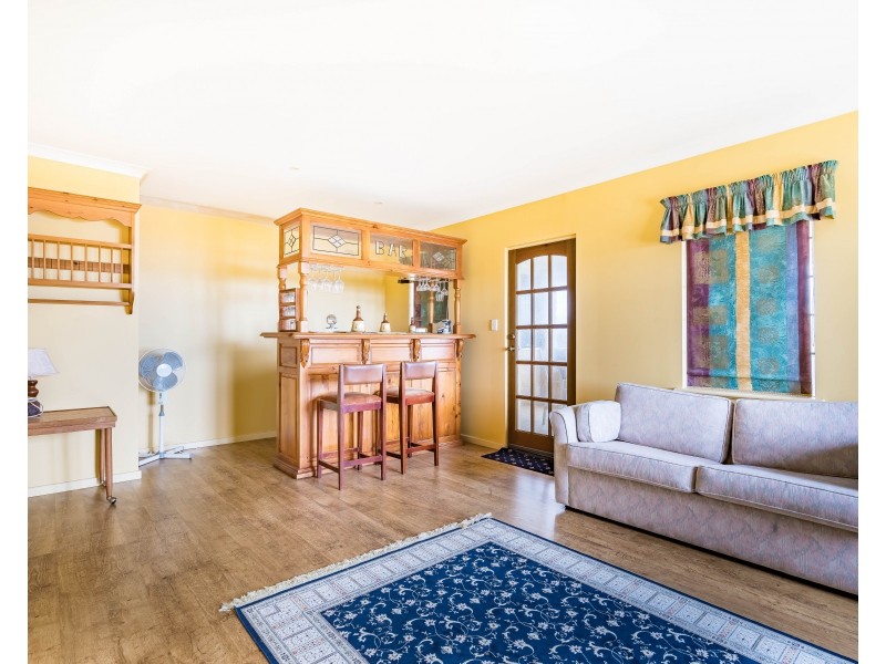 66 Layman Road, Wonnerup WA 6280