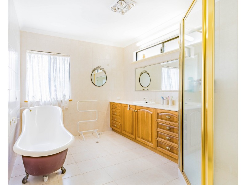 66 Layman Road, Wonnerup WA 6280
