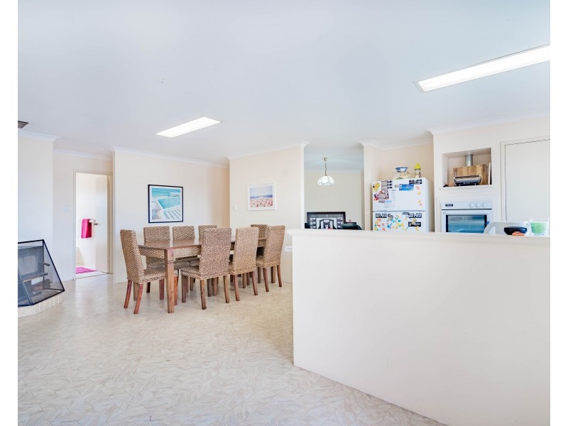 392 Marine Terrace, Geographe WA 6280