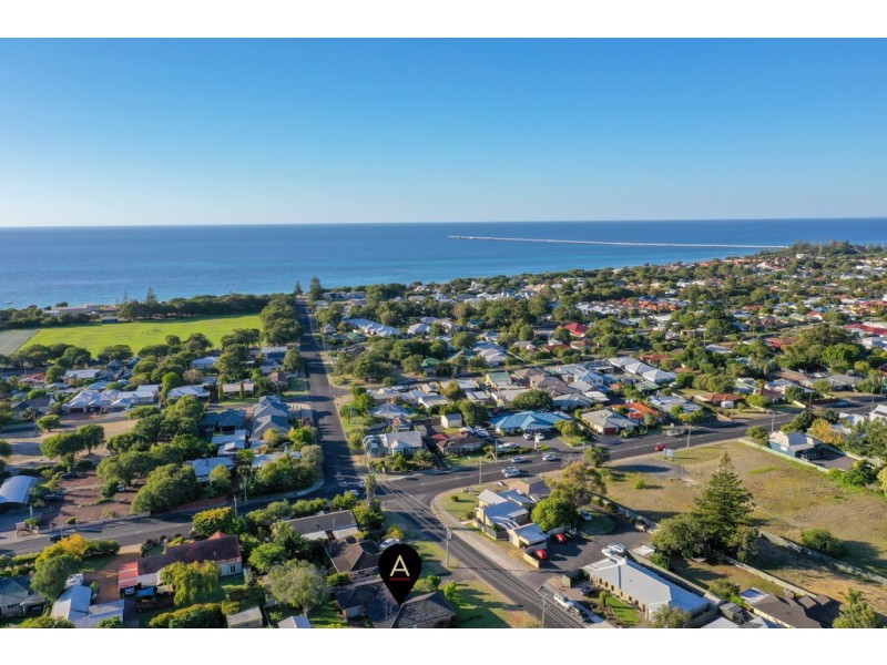 6 Abbey Street, West Busselton WA 6280