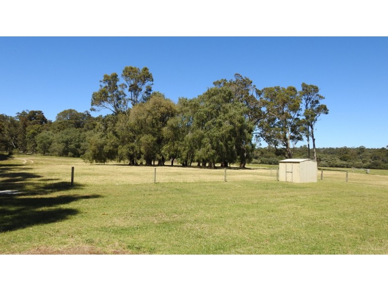 175 Barrett Road, Rosa Brook WA 6285