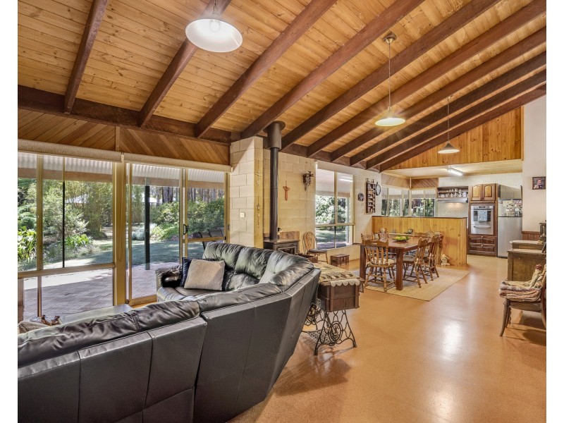 37 Woodgate Retreat (Deanmill), Manjimup WA 6258