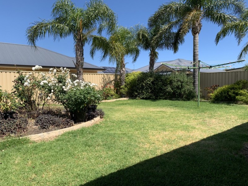 24 Monash Boulevard, Eaton WA 6232