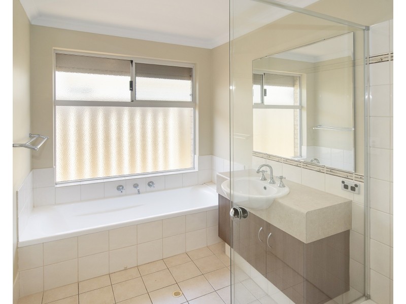 23 Mainsail Street, Geographe WA 6280