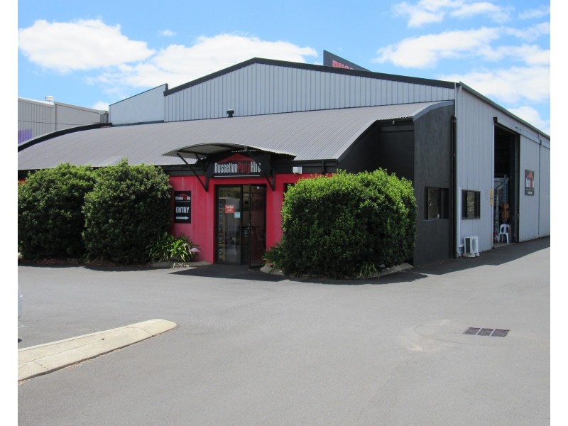 11 Bradman Street, Busselton WA 6280