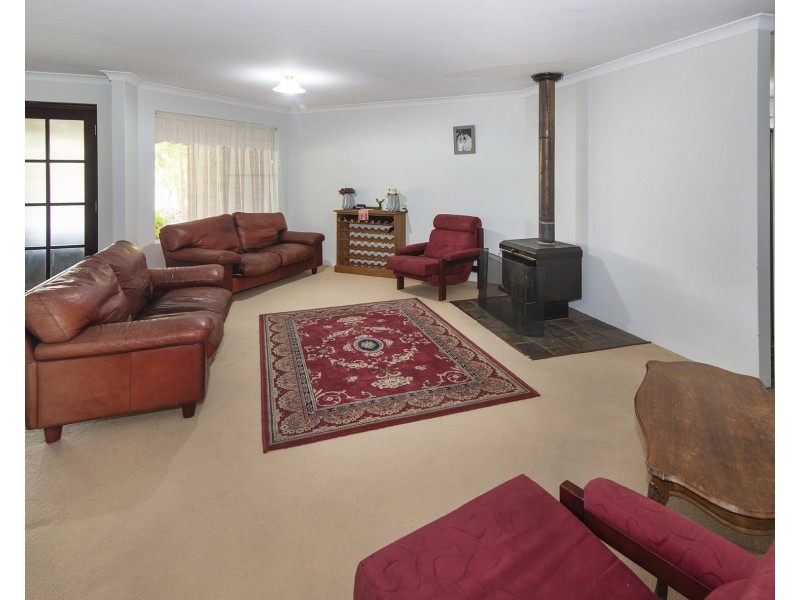 6 MacNeil Cove, West Busselton WA 6280