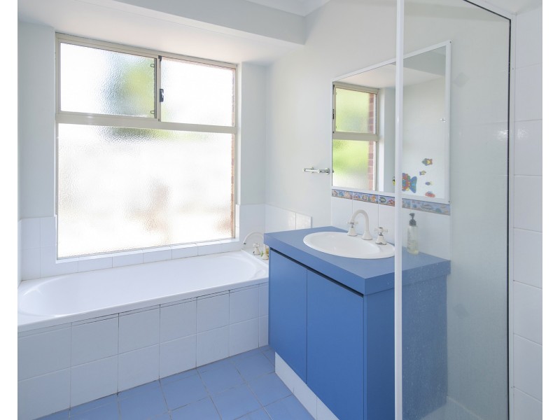 6 MacNeil Cove, West Busselton WA 6280