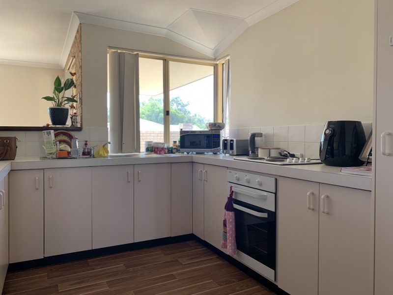 4A Harland Street, Carey Park WA 6230