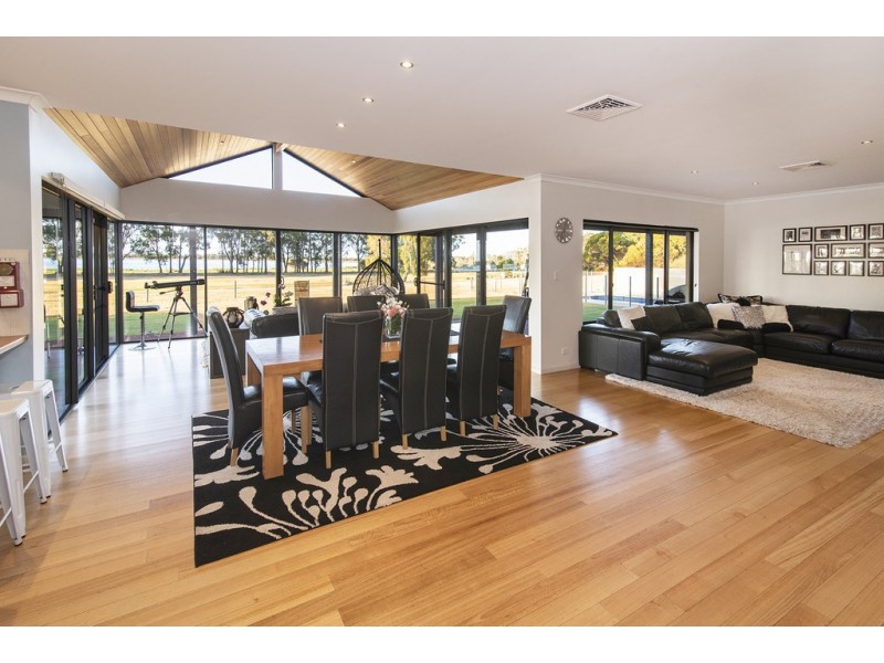 62 Rushleigh Road, Reinscourt WA 6280