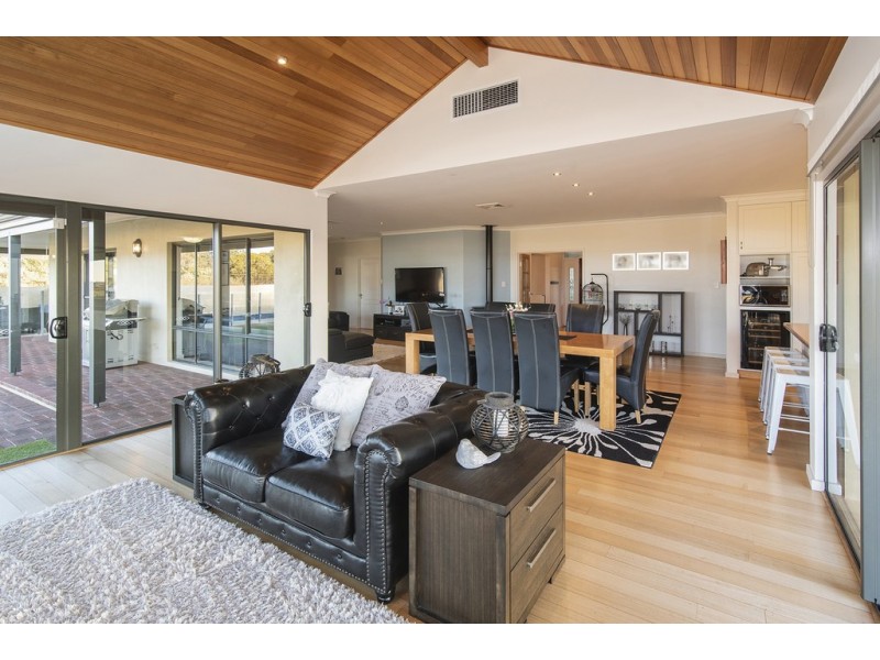 62 Rushleigh Road, Reinscourt WA 6280