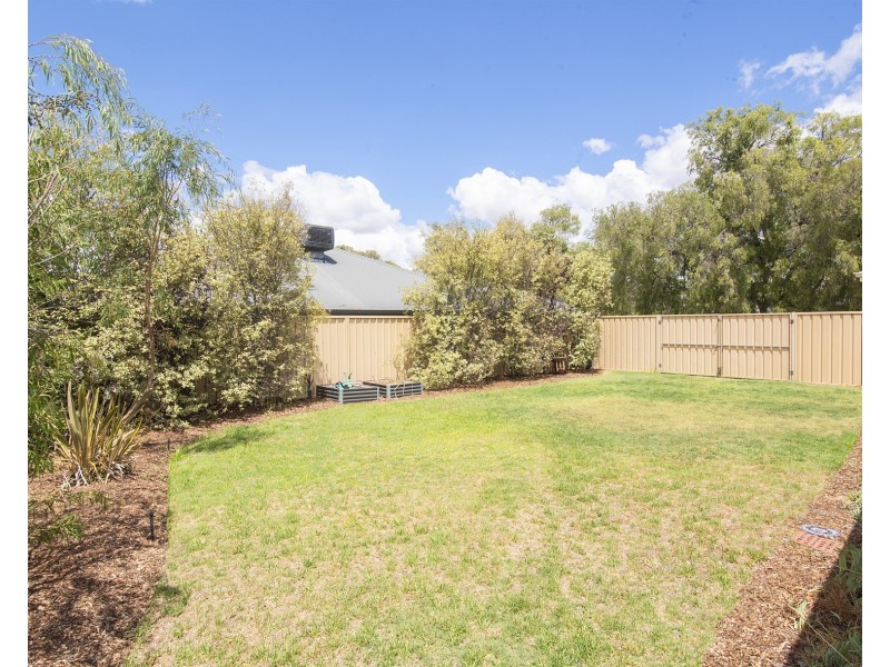 101 Broadwater Boulevard, Broadwater WA 6280