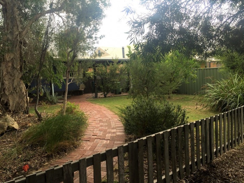 11 Moore Street, West Busselton WA 6280