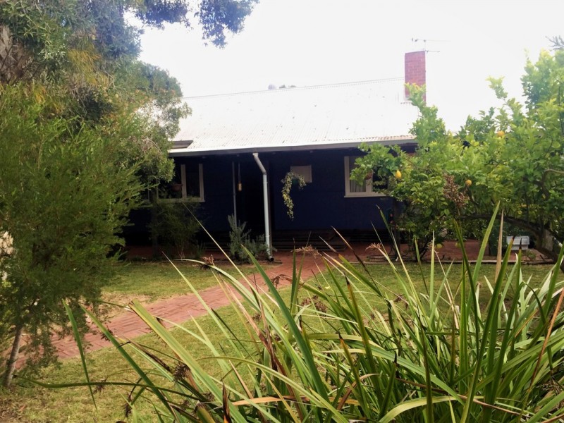 11 Moore Street, West Busselton WA 6280