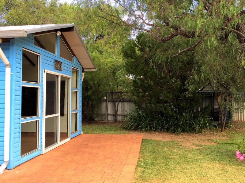 11 Moore Street, West Busselton WA 6280