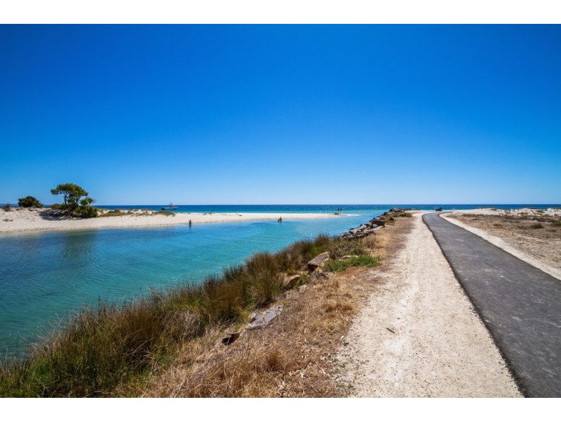 14 Mill Road, West Busselton WA 6280