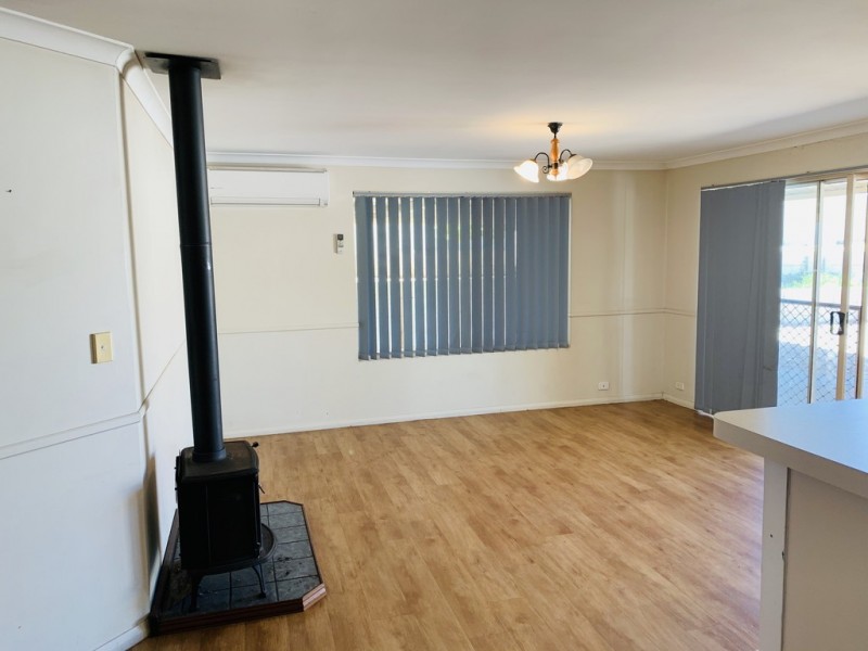 18 Holtzman Place, Carey Park WA 6230