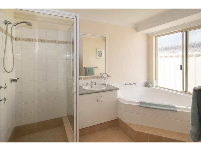 14 Haifordshire Loop, Busselton WA 6280