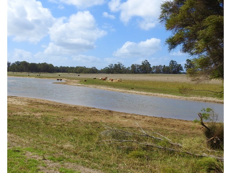 195 Crozier Road, Rosa Brook WA 6285