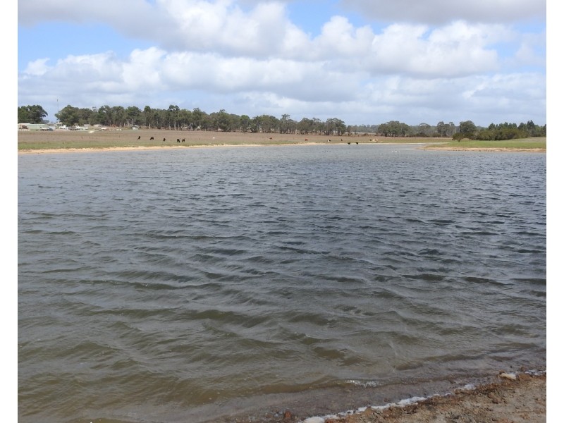 195 Crozier Road, Rosa Brook WA 6285