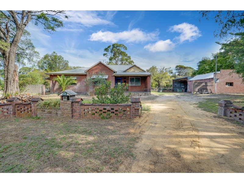 535 Caves Road, Marybrook WA 6280