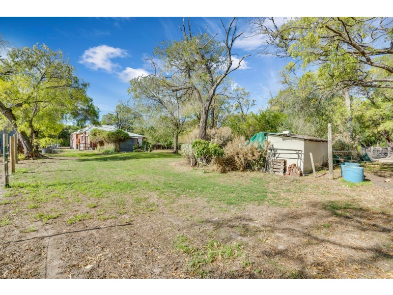 535 Caves Road, Marybrook WA 6280