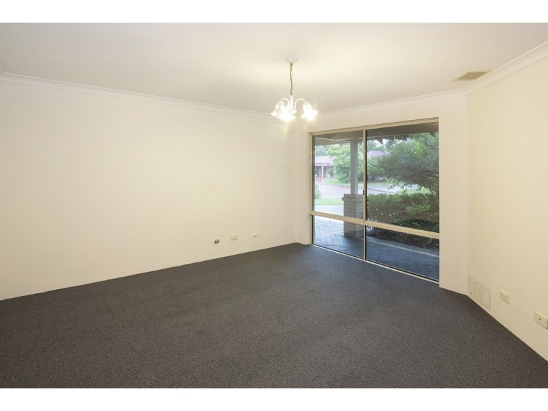 11 Cloisters Cove, West Busselton WA 6280