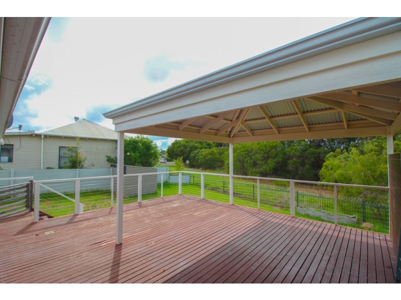 30 Charles Hine Avenue, Margaret River WA 6285