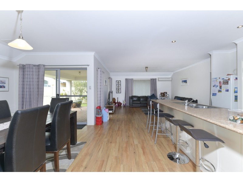 6/14 Thomas Street, West Busselton WA 6280