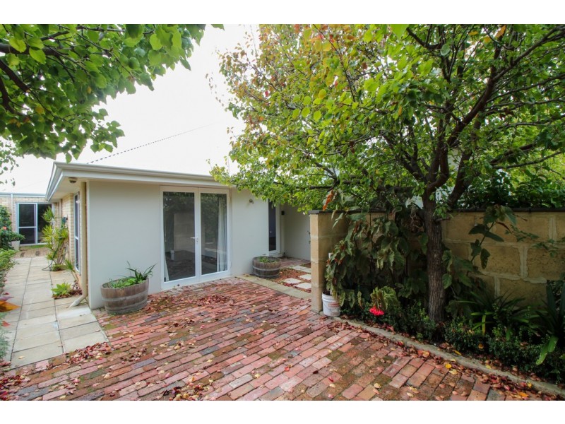 25 Orlando Boulevard, Vasse WA 6280