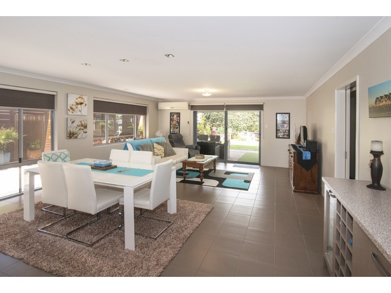 24 Seagull Drive, Broadwater WA 6280