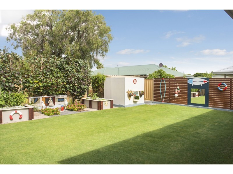 24 Seagull Drive, Broadwater WA 6280