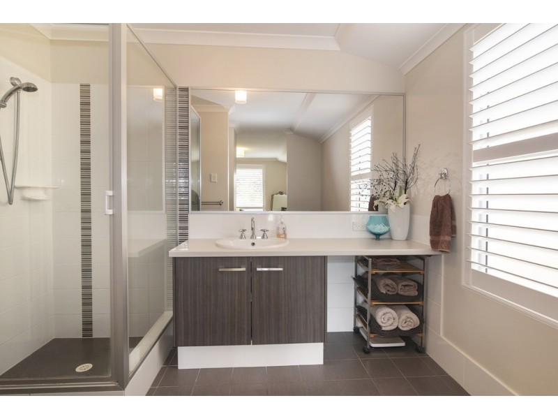 24 Seagull Drive, Broadwater WA 6280