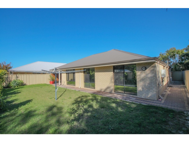 20 Finch Street, Broadwater WA 6280