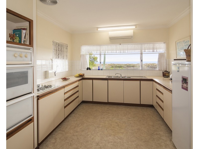 724 Geographe Bay Road, West Busselton WA 6280