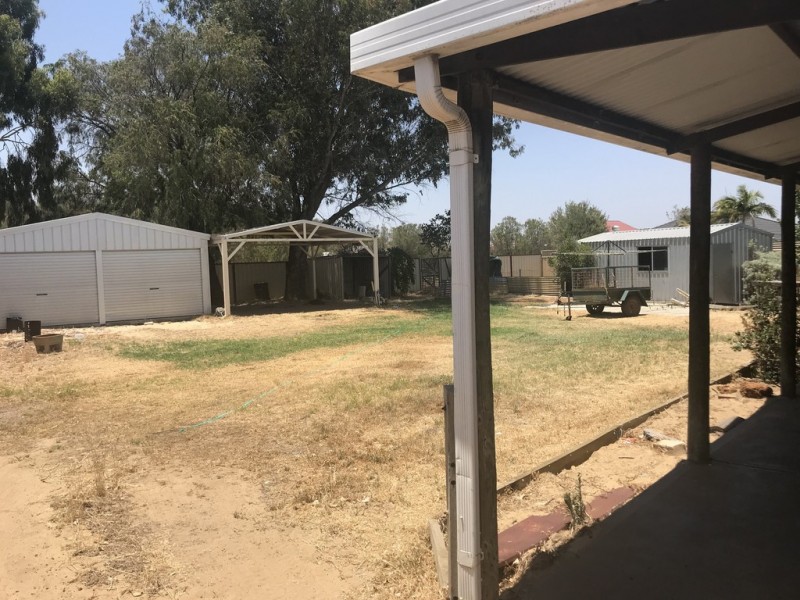 6 Busher Place, Capel WA 6271